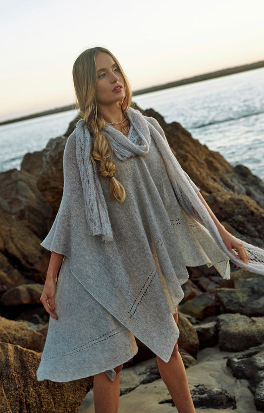 Featherweight Grey Cashmere Poncho - Italian
